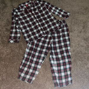 Macy’s Holiday PJ Set